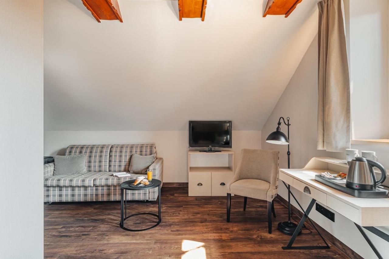 Hotel Batory Шчавница Екстериор снимка