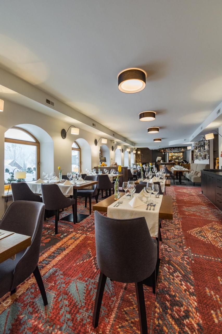 Hotel Batory Шчавница Екстериор снимка