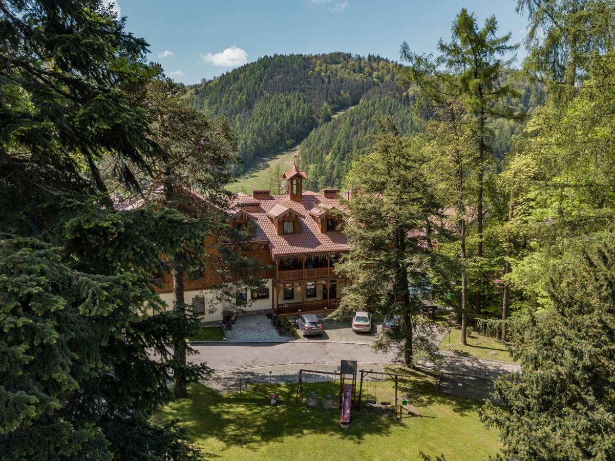 Hotel Batory Шчавница Екстериор снимка